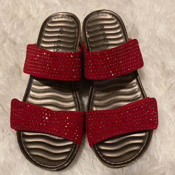 Red heeled sandals - Picture 1 of 2